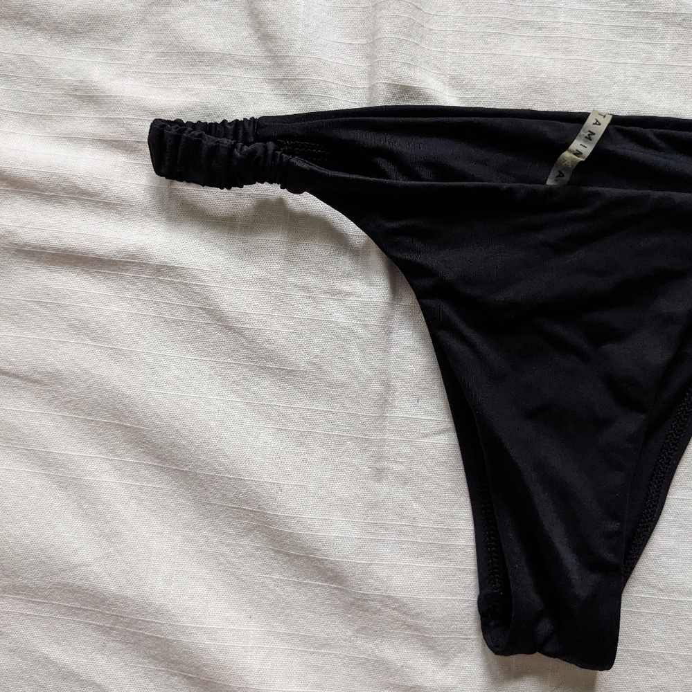 Vitamin A Lennon Bikini Set - Picture 5 of 7